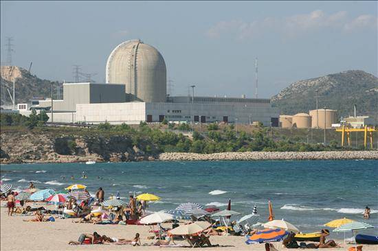 Una avería obliga a parar la central nuclear de Vandellós II