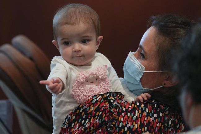 Una niña de 13 meses recibe en La Paz el primer trasplante de intestino de una persona fallecida