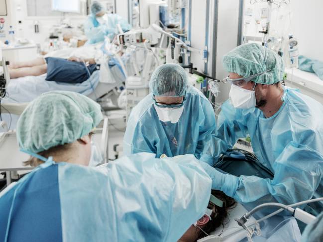 ¿Los anticuerpos monoclonales en la covid-19 serán accesibles para todo el mundo?