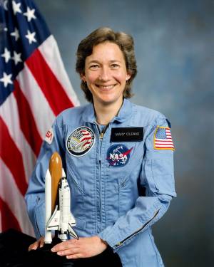 En 1989, Mary Cleave fue la primera mujer en subir a un transbordador espacial tras el accidente del Challenger, ocurrido en 1986. /C C