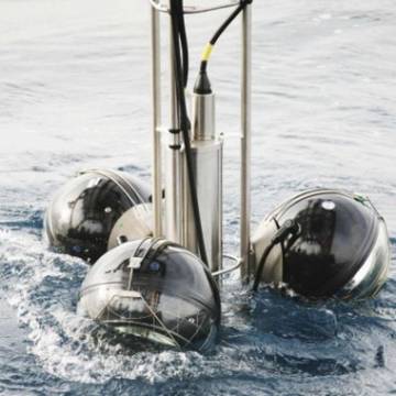 Inmersión del telescopio submarino. / ANTARES