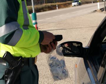Control de alcoholemia de la Guardia Civil. / Pixabay