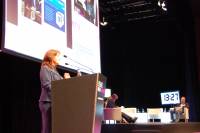Jeanne Holm habla sobre 'open government'. Imagen: SINC.