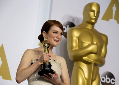 <p>La actriz estadounidense Julianne Moore ganó un Óscar en 2015 por su papel la película <em>Siempre Alice. </em>/ EFE</p>