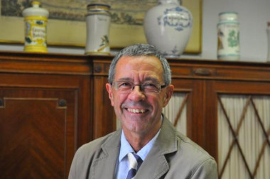 <p>El catedrático Joan Esteva de Sagrera, decano de la Facultad de Farmacia de la UB.</p>