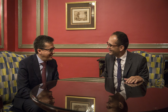 <p>El comisario europeo de I+D+i, Carlos Moedas, ha hablado con el director general de la Fundación Española para la Ciencia y la Tecnología, José Ignacio Fernández Vera. / Olmo Calvo</p>