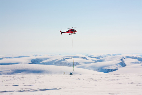 Equipo de perforación del hielo en Groenlandia