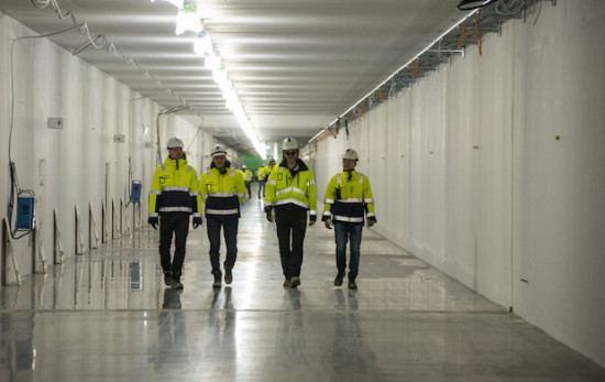 La instalación cuenta con un túnel subterráneo de 537 metros de largo en el que estará instalado el aclelerador. / ESS