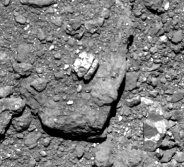 Ryugu_Boulders