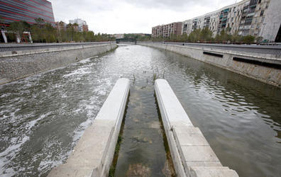 Detectan 88 contaminantes en los ríos de Madrid
