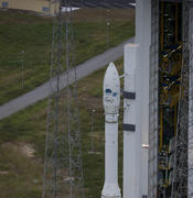 Vega ya está preparado en la plataforma de lanzamiento. Imagen: ESA, S. Corvaja.