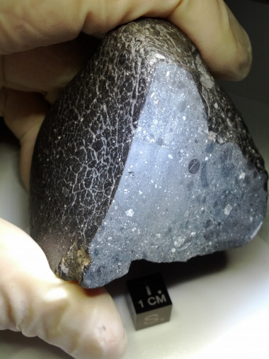 <p>Meteorito (NWA) 7034. Imagen: NASA.</p>