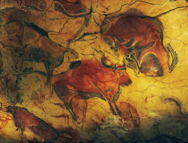  Vista de la sala de los polícromos en la neocueva del Museo de Altamira. / Efe