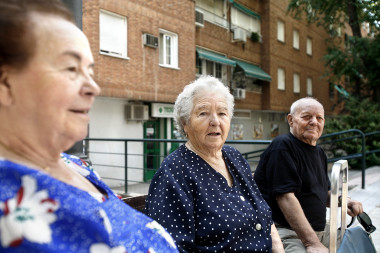 <p>En las mujeres mayores se estima una estabilización en la incidencia de cáncer e incluso un aumento para las edades más avanzadas. Imagen: SINC.</p>