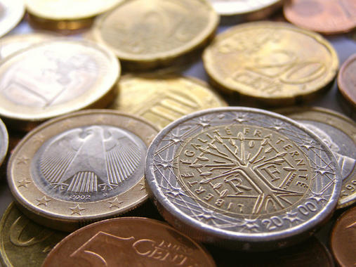 <p>Las subidas o bajadas en las remuneraciones de los trabajadores del sector público ejercen una presión sobre el sector privado ese mismo año. Imagen: J. P. Alcubilla.</p>