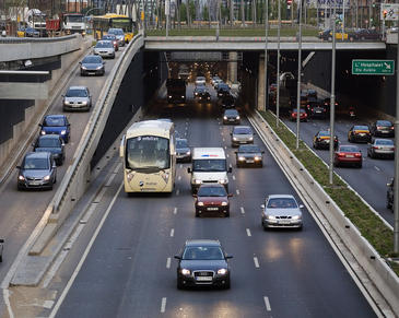 El coste de la congestión de las carreteras en España es de 5.500 millones de euros al año. Imagen: SINC.  