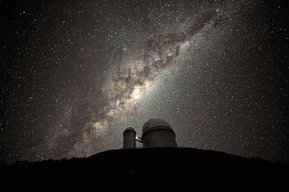 <p>Recreación artística del bulbo central de la Vía Láctea / ESO</p>