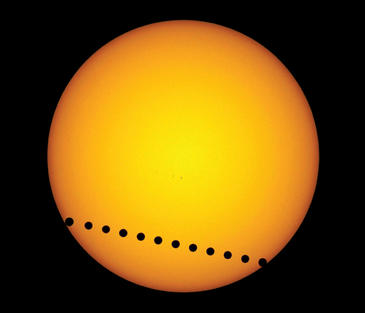 Tránsito de Venus por delante del sol durante el año 2004. Imagen:E.Slawik, Nature.  