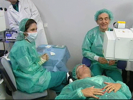 Previsualización de Desarrollan una técnica laser que acaba con la presbicia 