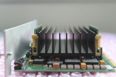 <p>Módulos FPGA del superordenador Janus II. / <a href="http://www.janus-computer.com/galery-janusII" target="_blank">Janus</a></p>