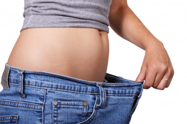 <p>El nuevo estudio demuestra que la melatonina tiene la función de regular la obesidad en animales sin afectar la ingesta de alimentos ni la actividad física. / <a href="https://pixabay.com/es/vientre-cuerpo-ropa-dieta-mujeres-2473/" target="_blank">Pixabay</a></p>