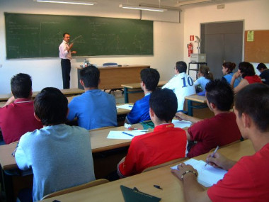 <p> Alumnos en clase. Foto: UNEX.</p>