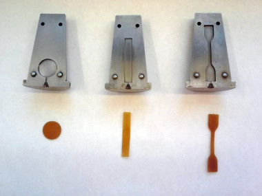 <p>Moldes para la realización de bioplásticos con clara de huevo y goma de tragacanto / Fundación Descubre</p>