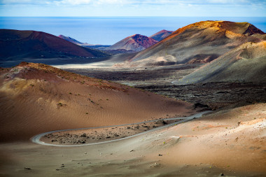 <p>Parque Nacional de Timanfaya / <a href="https://www.flickr.com/photos/anieto2k/" title="Ir a la galería de Andrés Nieto Porras" target="_self">Andrés Nieto Porras</a></p><p> </p>