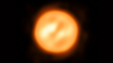 <p>Visión reconstruida del VLTI de la superficie de Antares. / ESO/K. Ohnaka</p>
