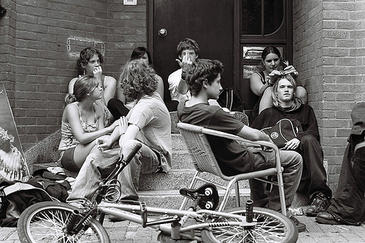 Los adolescentes utilizan la violencia para mejorar su reputación social