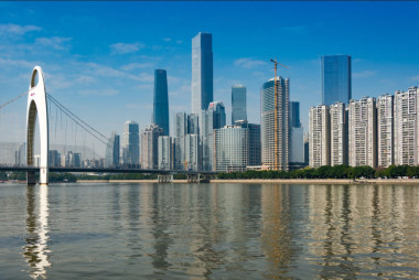 <p>Cantón, también conocida como Guangzhou, en China es una de las ciudades con mayor riesgo del mundo / <a href="https://www.flickr.com/photos/xiquinho/32665834640/in/photolist-RLyWzw-R7hZke-QVtiwF-RLLQMq-8e3p2z-68kiJW-CghnHG-66evso-qJrGoK-68k1Lu-6f3EUF-RYxoLT-RzSm3W-R7uuTv-RVVh7A-RzShHj-RF9m8o-S6VuEq-8gd3d2-aTahtv-9oCUJc-CpVcuR-nSAf6c-BA6yrD-QVtmPT-Smkx6e-RzSGQN-rfquxW-r1icjt-DTJUa7-qEEY3r-S3Zwyb-qhHWpe-tTqxCR-6f7QrY-5Dh7Ae-SiJiWF-R7i8w4-5Dh778-6f7RnQ-6f3FHt-Sa9Hvr-ELEmwF-r9fnzE-6f3JJn-6f3H16-6f7TN1-6f7ZzN-6f7Xny-6f7RPu" title="Ir a la galería de xiquinhosilva" target="_blank">xiquinhosilva</a></p>