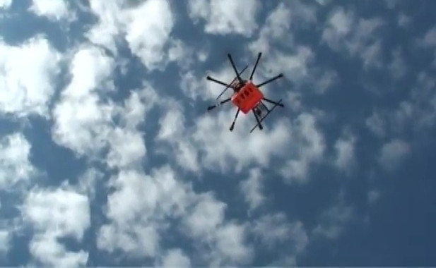 <p>Dron durante un vuelo de prueba. / Fundación Descubre </p>