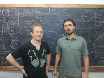 Los investigadores Joaquim Matías (izquierda) y Javier Virto en la UAB. Los investigadores Joaquim Matías (izquierda) y Javier Virto en la UAB.