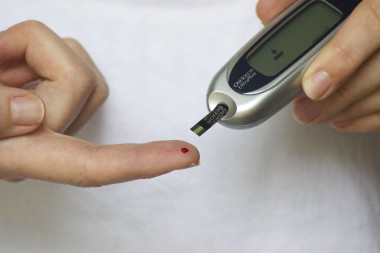 <p>Si se consigue desarrollar un fármaco que inhiba una proteína principalmente en estas células presentes en el riñón, podría combatirse de una forma más efectiva la enfermedad rena. / lUCO</p>