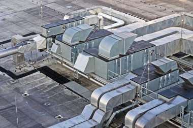 <p>El nuevo método puede aplicarse en refrigeración industrial. / <a href="https://pixabay.com/es/techo-de-pasillo-ventilaci%C3%B3n-2560454/" target="_blank">Pixabay</a></p>