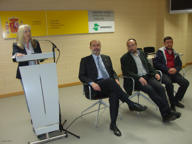 <p>De izquierda a derecha, Elena González Ingelmo, Miguel Ángel Merchán, Juan José García y Juan Carro. Foto: DiCYT</p>