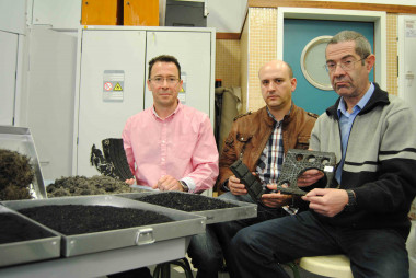 <p>Grupo de investigación en los laboratorios del ITM del campus de Alcoy de la UPV. Imagen: UPV.</p>