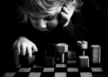 <p>Los niños superdotados sufren muchas veces falta de motivación y frustración en el colegio. / <a href="http://www.flickr.com/photos/dirtyzound/8144710168/sizes/l" target="_blank">DirtyZound</a>.</p>