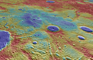 <p>La sonda Messenger ha detectado señales magnéticas en la corteza de Mercurio. / NASA et al.</p>