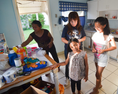 <p>Familia procedente de Nicaragua y residente en Miami. / Efe</p>