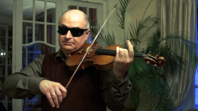 <p>El violinista profesional Ilya Kaler durante el estudio. / <em>PNAS</em></p>