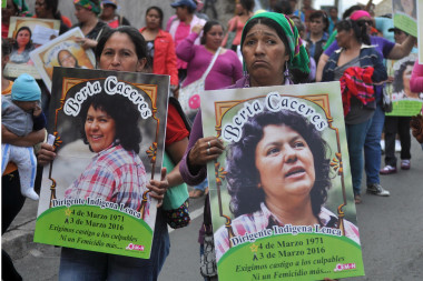 <p>Protesta en Honduras por el asesinato de Berta Cáceres el pasado 2 de marzo. / EFE</p>
