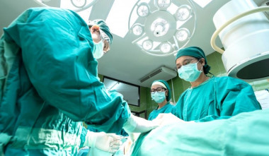 <p>Conservar el hígados a temperatura corporal puede mejorar los resultados de futuros trasplantes. / <a href="https://pixnio.com/es/ciencia/ciencia-medica/cirugia-doctor-medicina-operacion" target="_blank">Pixnio</a></p>