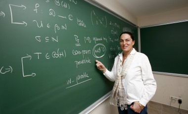 <p>La matemática Betül Tanbay trabaja en la Universidad Boğaziçi, en la parte europea de Turquía. / Imagen cortesía de B. Tanbay</p>