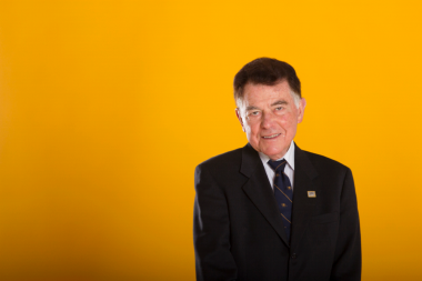 <p>Francisco J. Ayala, en la sesión de fotos previa a la entrevista. / Fundación Lilly</p>