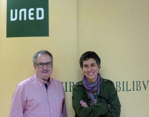 <p>Martí Mas y Mónica Solís, investigadores del Proyecto de Investigación Tamanart. / divulgaUNED</p>