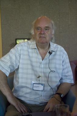 <p>Brian Warner, Catedrático de la Universidad de Cape Town (Sudáfrica)</p>