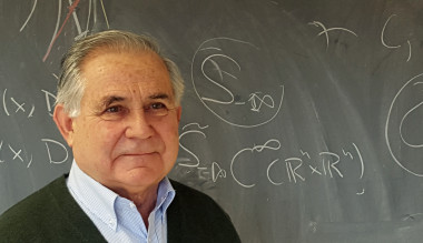 <p>El catedrático Antonio Córdoba, nuevo director del Instituto de Ciencias Matemáticas (ICMAT) desde 2016. / Ignacio F. Bayo/Divulga</p>