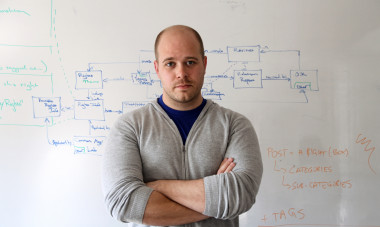 <p>Joshua Harvey, director del Laboratorio de Innovación de Kosovo. / UNICEF</p>