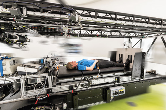 10 CENTRIFUGADORA HUMANA 2 CREDITO DLR